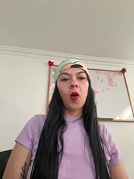 Snapshot of vanellopeFoxx chatting on July 23, 4:58 pm vanellopeFoxx online show from July 23, 4:58 pm