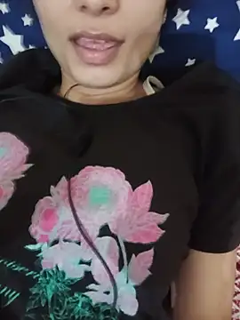 Shaina01 online show from June 16, 5:46 pm