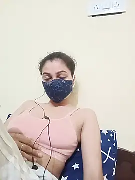 Shaina01 online show from June 20, 6:46 pm