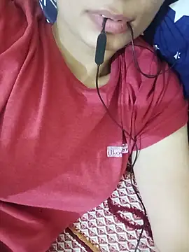 Shaina01 online show from June 17, 6:07 pm