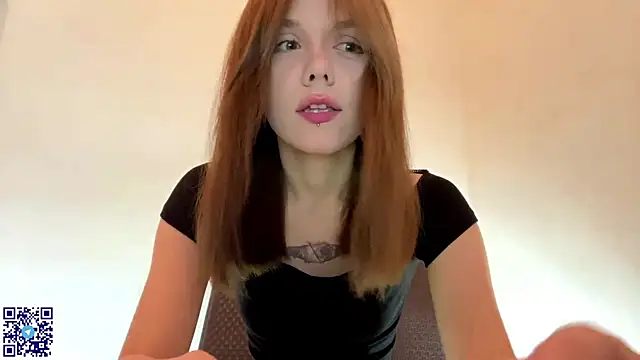 Linecutie online show from July 29, 5:12 pm
