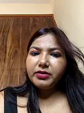 Snapshot of sheela_3563 chatting on June 28, 4:19 am sheela 3563 online show from June 28, 4:19 am
