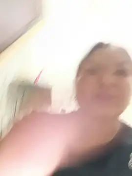 Snapshot of sheela_3563 chatting on July 13, 10:14 am sheela 3563 online show from July 13, 10:14 am