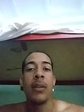 Snapshot of Enzo_Manul chatting on July 19, 2:42 am Enzo Manul online show from July 19, 2:42 am
