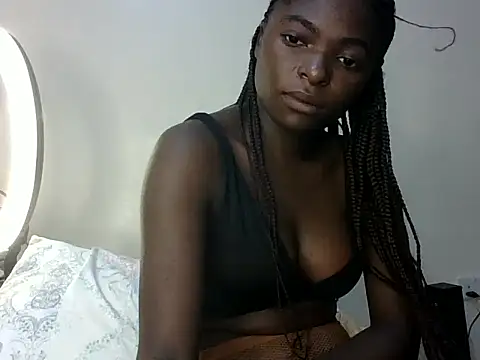 Snapshot of Fettysh chatting on July 12, 8:37 am Fettysh online show from July 12, 8:37 am
