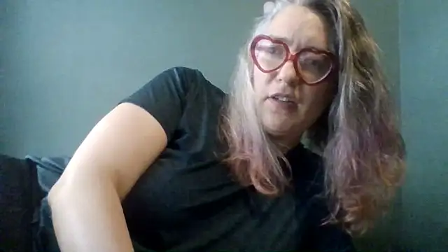 Snapshot of snack05 chatting on June 22, 7:11 pm snack05 online show from June 22, 7:11 pm