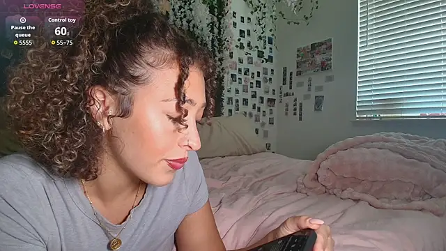 LyraCovee online show from July 11, 12:22 am