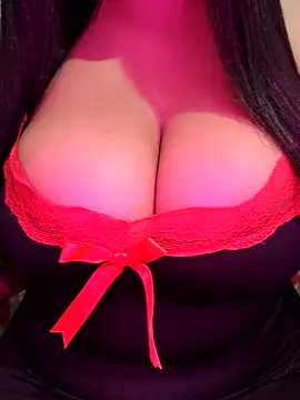 hottie-merry online show from June 16, 2:44 am