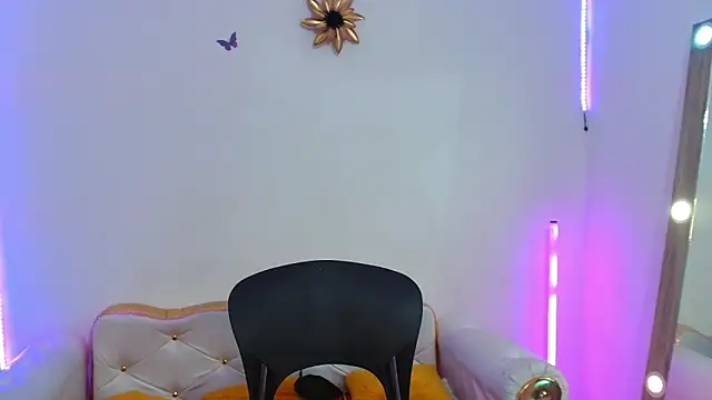 Jezaabel online show from June 16, 12:38 pm