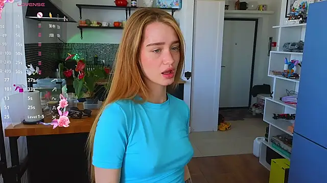 AliviaWithLove online show from July 17, 9:17 am