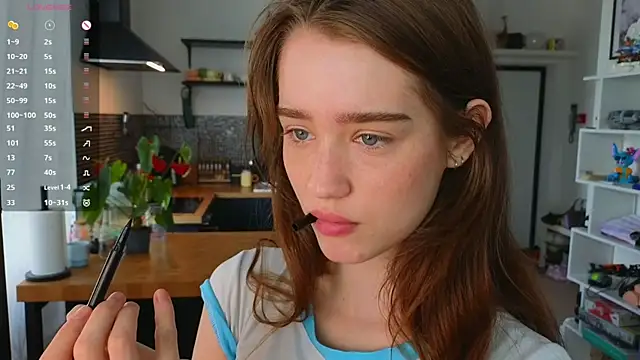 AliviaWithLove online show from June 19, 10:32 am