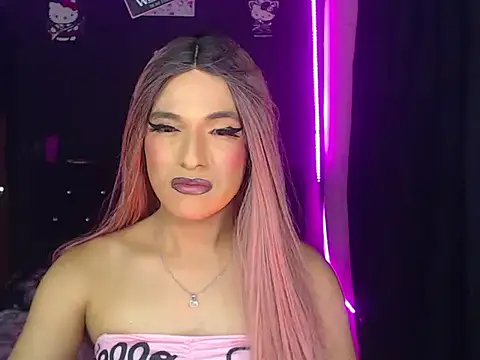 Snapshot of madame_kitty chatting on June 27, 5:19 pm madame kitty online show from June 27, 5:19 pm