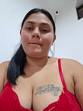 Yeraldine169 online show from June 9, 6:31 pm