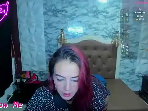 DannaPetitee online show from July 8, 12:13 am