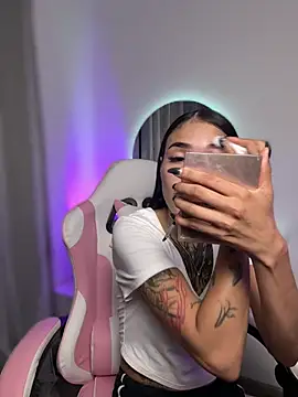 Babyygirl   online show from June 10, 12:34 am