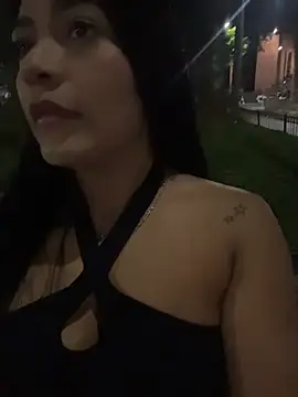 pocahontas6969 online show from June 12, 3:37 am