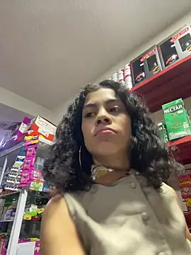 Snapshot of nina_18x chatting on July 19, 12:30 am nina 18x online show from July 19, 12:30 am