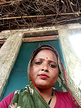 Snapshot of Sapnapalraj23 chatting on July 19, 10:23 am Sapnapalraj23 online show from July 19, 10:23 am