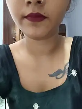 Miss-cutee online show from June 12, 7:33 pm