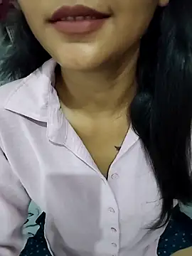 Miss-cutee online show from June 17, 6:40 pm
