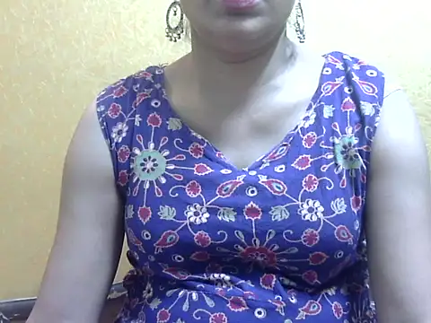 cute saru  online show from June 14, 4:14 am