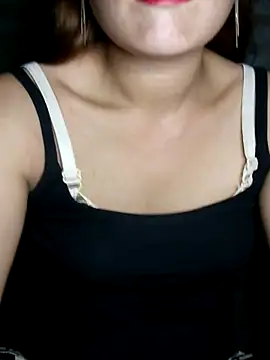 Ttitii99 online show from July 4, 3:38 pm