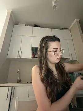 KatyNuar online show from June 12, 7:33 pm