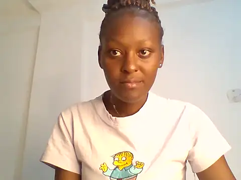 Pretty pretty2 online show from June 7, 2:44 pm