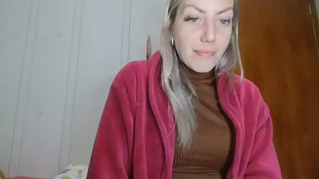 Snapshot of Alana_sc chatting on June 11, 10:23 am Alana sc online show from June 11, 10:23 am