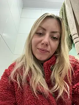 Snapshot of Alana_sc chatting on June 26, 1:28 pm Alana sc online show from June 26, 1:28 pm