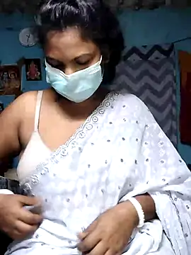 Mis-maya online show from June 17, 7:02 pm