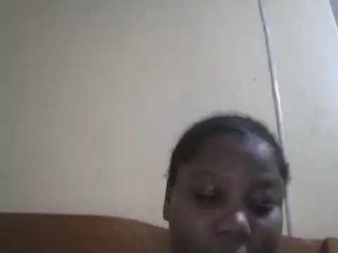 pretty-pussy7 online show from June 28, 7:20 pm
