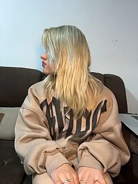 Lia-firee online show from July 22, 3:19 am