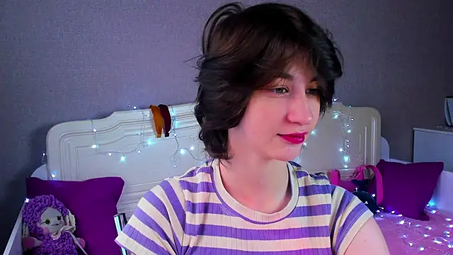Carolina Lu online show from July 9, 1:28 am