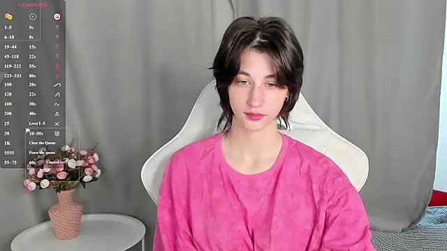 Carolina Lu online show from June 14, 2:08 am