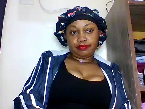 Snapshot of maggymiss chatting on July 10, 7:19 am maggymiss online show from July 10, 7:19 am