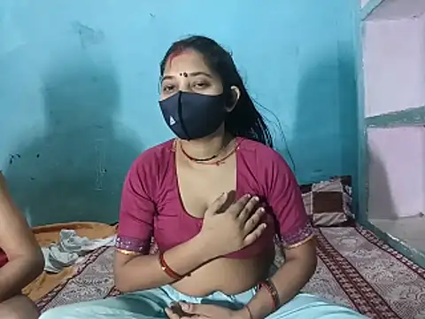 Cute kirti777 online show from June 13, 4:49 pm