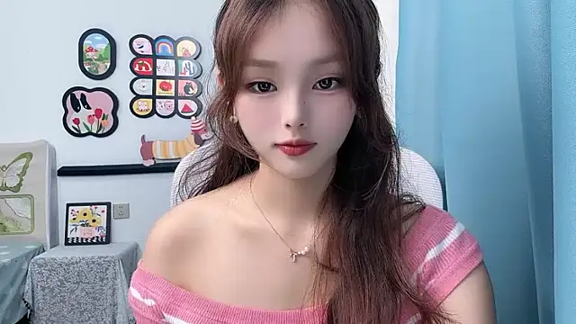 Snapshot of pingping78 chatting on June 18, 11:15 am pingping78 online show from June 18, 11:15 am