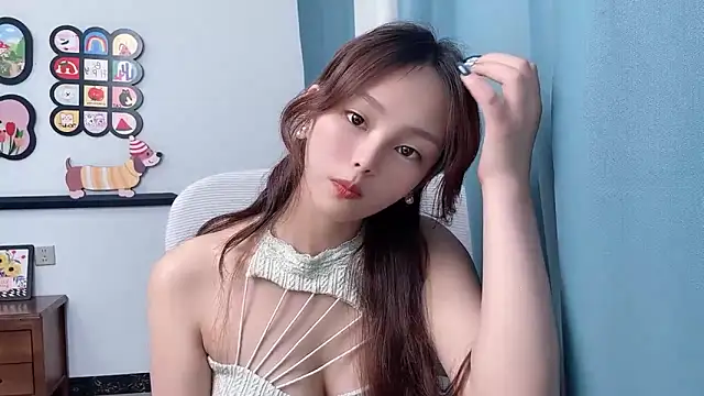 Snapshot of pingping78 chatting on June 14, 2:40 pm pingping78 online show from June 14, 2:40 pm