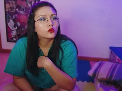 Snapshot of Magdalena71588 chatting on July 16, 2:19 am Magdalena71588 online show from July 16, 2:19 am