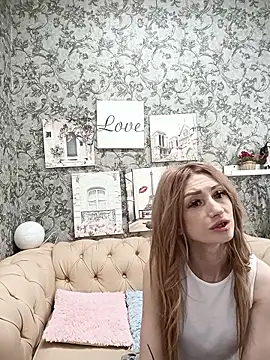 Eva Axel online show from June 7, 11:59 am
