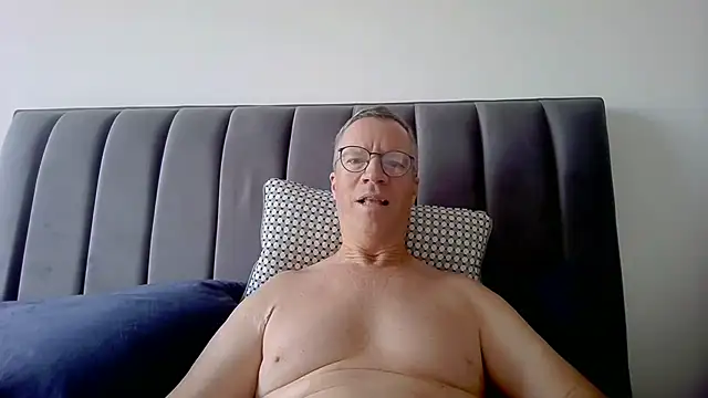 Snapshot of SinfulPulse69 chatting on July 11, 6:13 am SinfulPulse69 online show from July 11, 6:13 am
