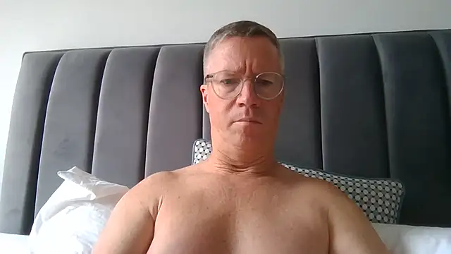 Snapshot of SinfulPulse69 chatting on June 12, 11:19 am SinfulPulse69 online show from June 12, 11:19 am