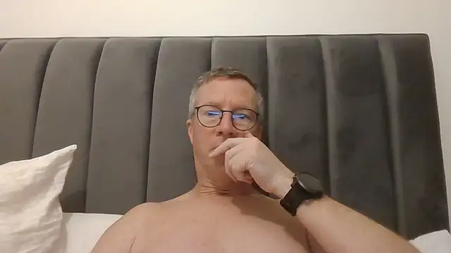 Snapshot of SinfulPulse69 chatting on June 10, 9:27 pm SinfulPulse69 online show from June 10, 9:27 pm