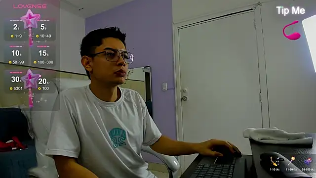 Ethan12  online show from July 5, 3:22 am
