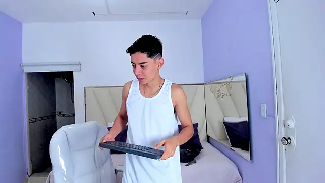 Ethan12  online show from June 11, 1:30 pm