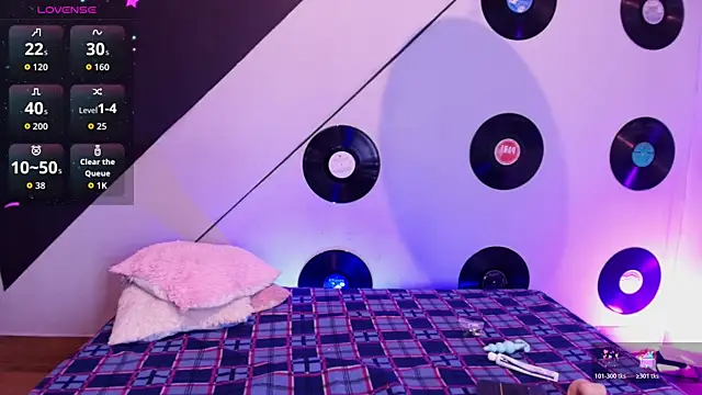 Allissa Noir online show from July 5, 2:49 am