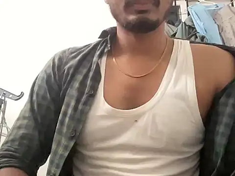 Snapshot of NAVIN0001 chatting on June 22, 6:27 pm NAVIN0001 online show from June 22, 6:27 pm