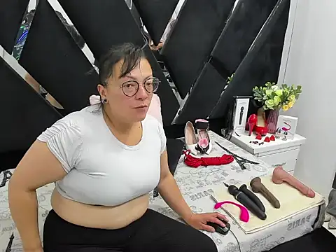 Susana Flame online show from July 11, 2:56 am