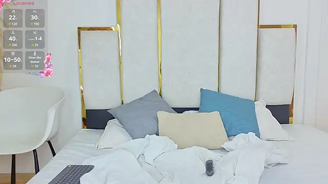 LiamBastien online show from July 16, 4:09 am